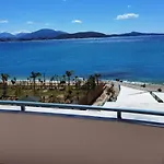 Aria Seaview Apartamento