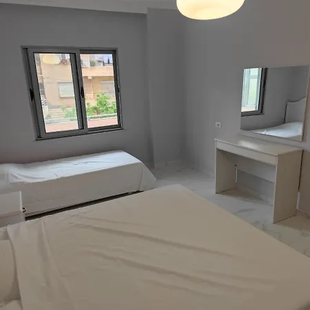 Aria Seaview 公寓 Sarandë