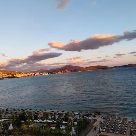 Aria Seaview 公寓