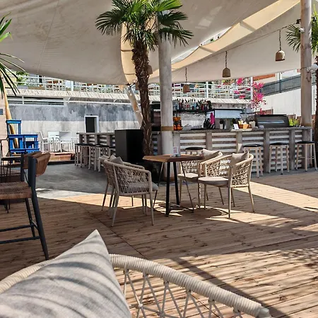 Aria Seaview Apartamento Sarandë